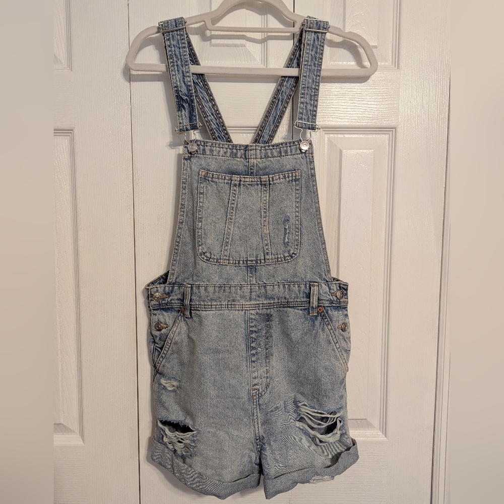 NWT H&M Denim Distressed Overall Shorts Size 8